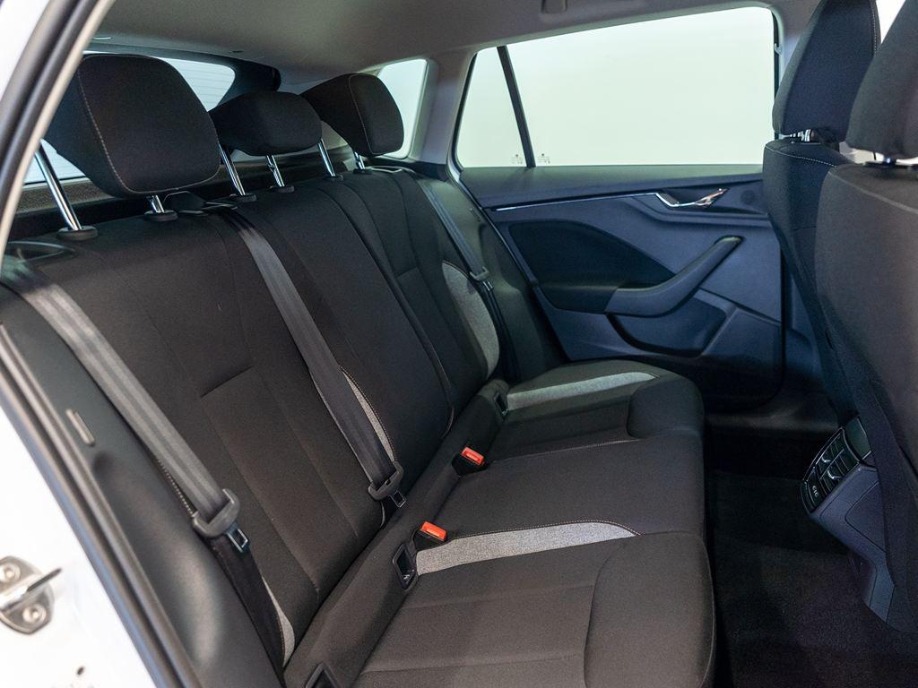 Skoda Kamiq 1.0 TSI Selection 85 kW (115 CV) - 5