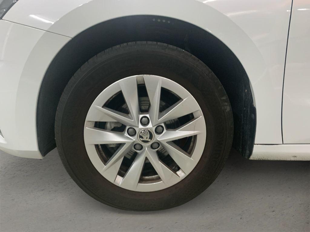 Skoda Fabia 1.0 TSI Selection 70 kW (95 CV) - 7