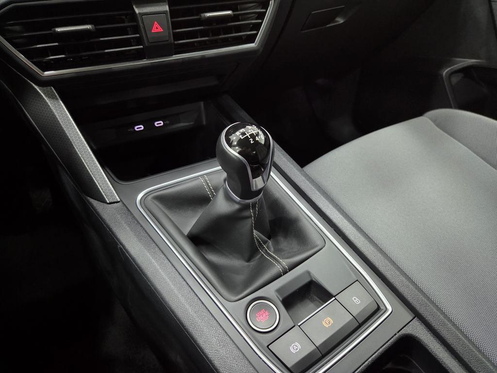 SEAT León 1.5 TSI S&S Style 25 Aniversario 85 kW (116 CV) - 8