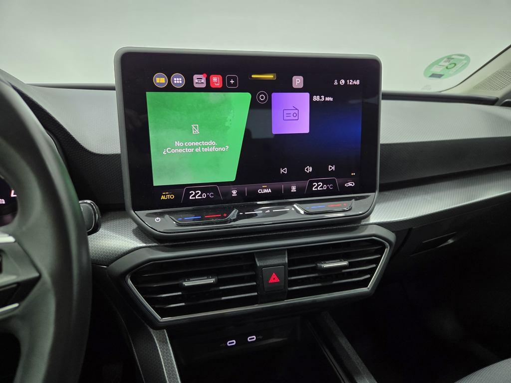 SEAT León 1.5 TSI S&S Style 25 Aniversario 85 kW (116 CV) - 9