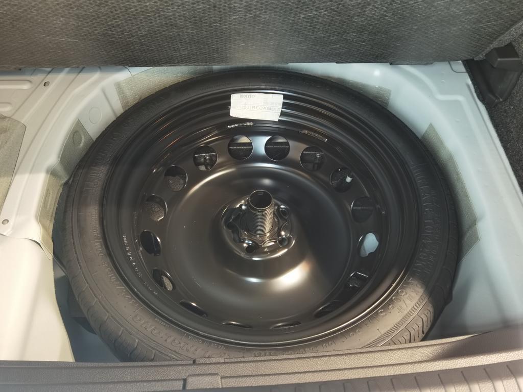 SEAT Arona 1.0 TSI Reference XM 70 kW (95 CV) - 17