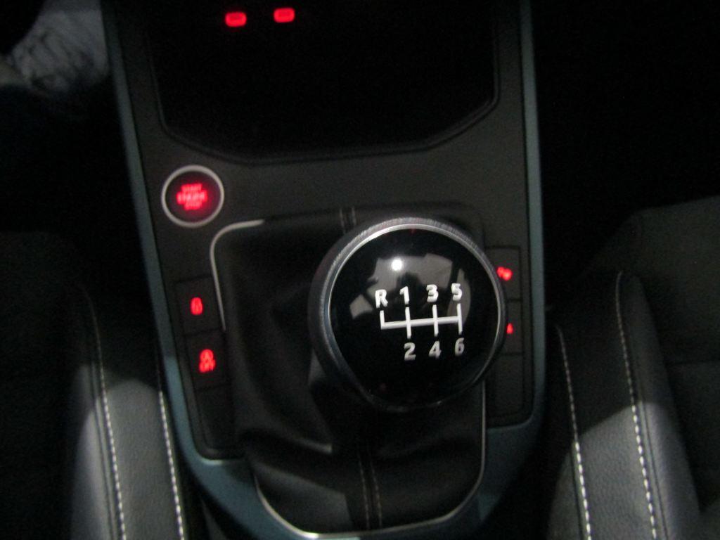 SEAT Arona 1.0 TSI Xperience Special Edition 85 kW (115 CV) - 10