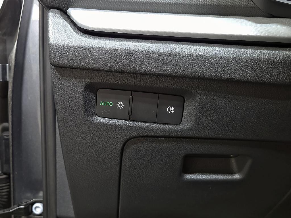 Skoda Octavia 1.5 TSI m-HEV Selection DSG 85 kW (116 CV) - 10