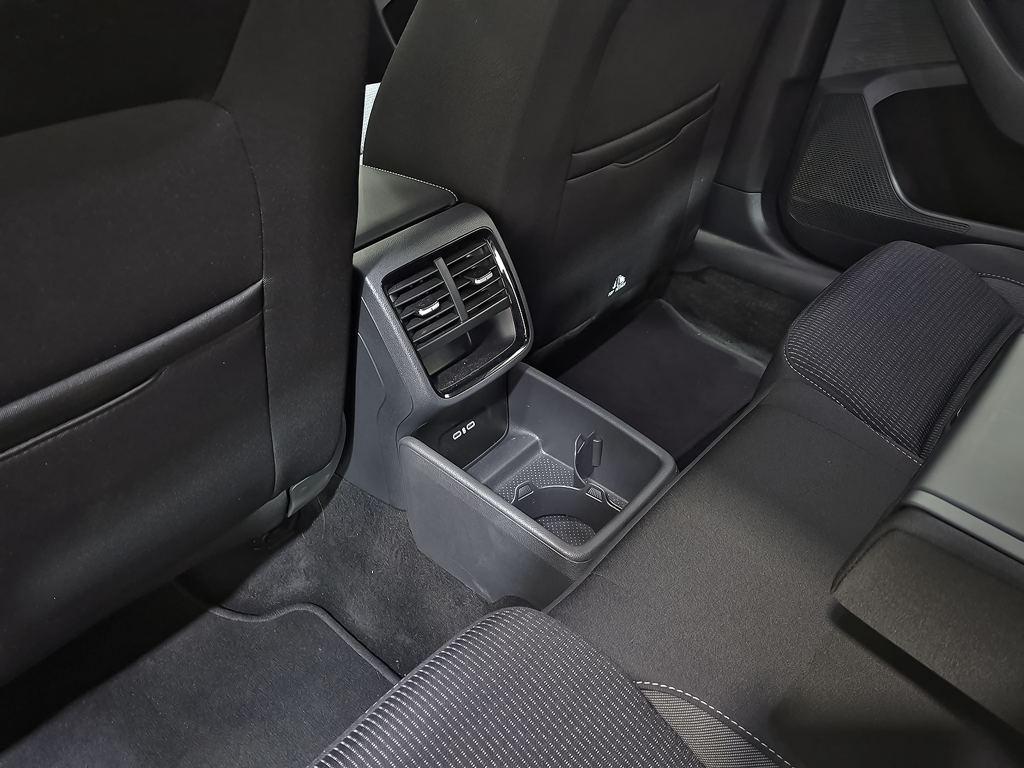 Skoda Octavia 1.5 TSI m-HEV Selection DSG 85 kW (116 CV) - 19