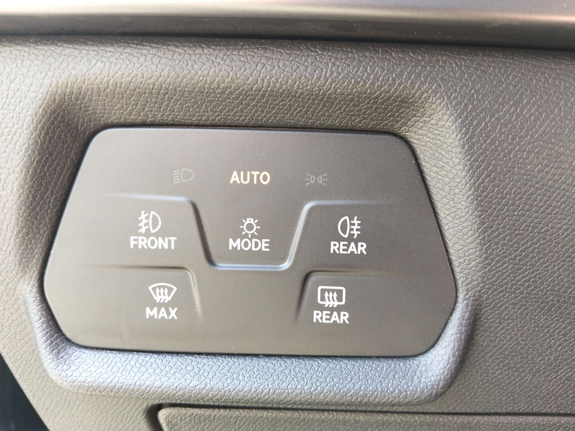 CUPRA Formentor 1.5 TSI 110 kW (150 CV) - 17