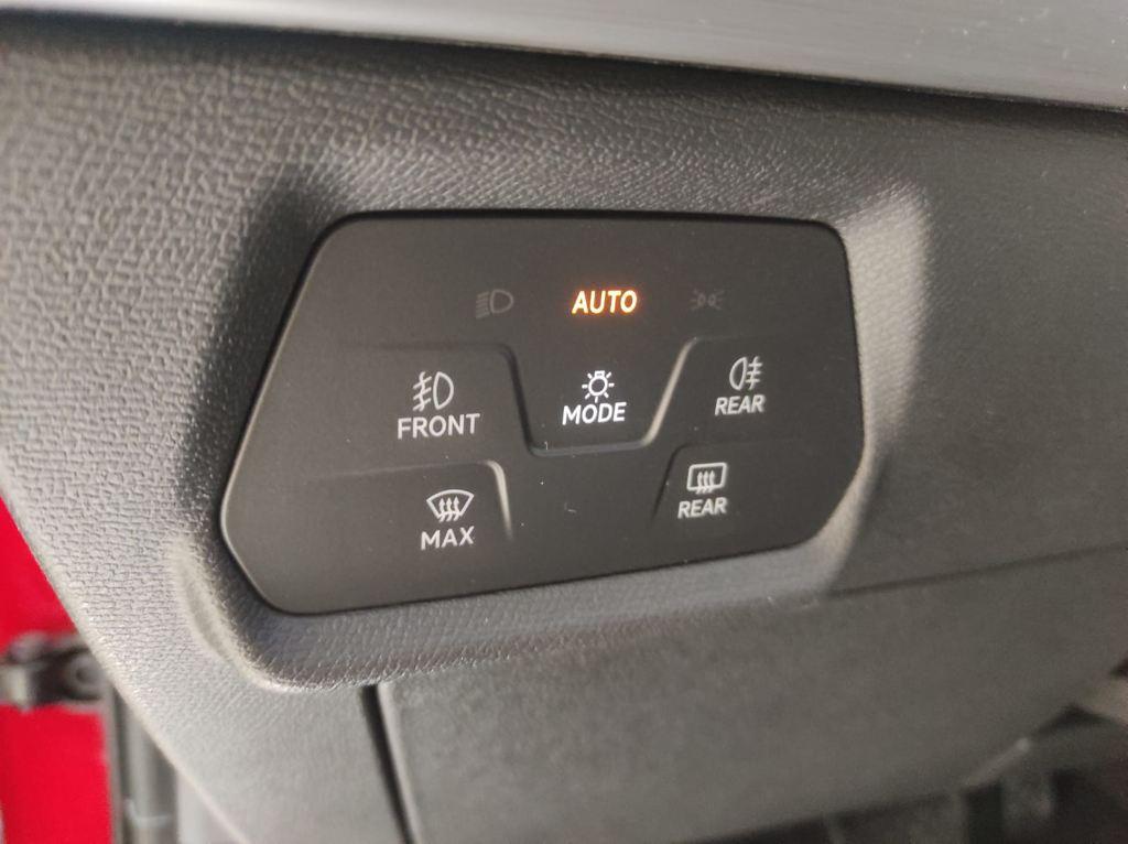 SEAT León ST 1.5 eTSI S&S FR Go L DSG 110 kW (150 CV) - 9