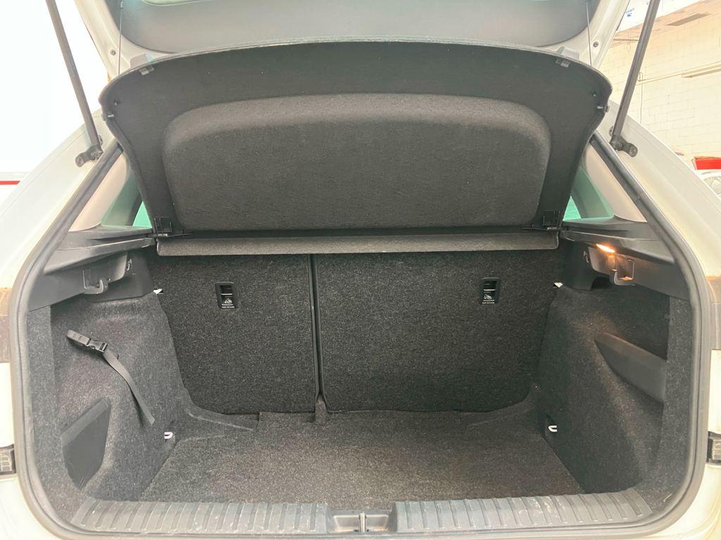 Skoda Kamiq 1.0 TSI Selection DSG 85 kW (115 CV) - 6