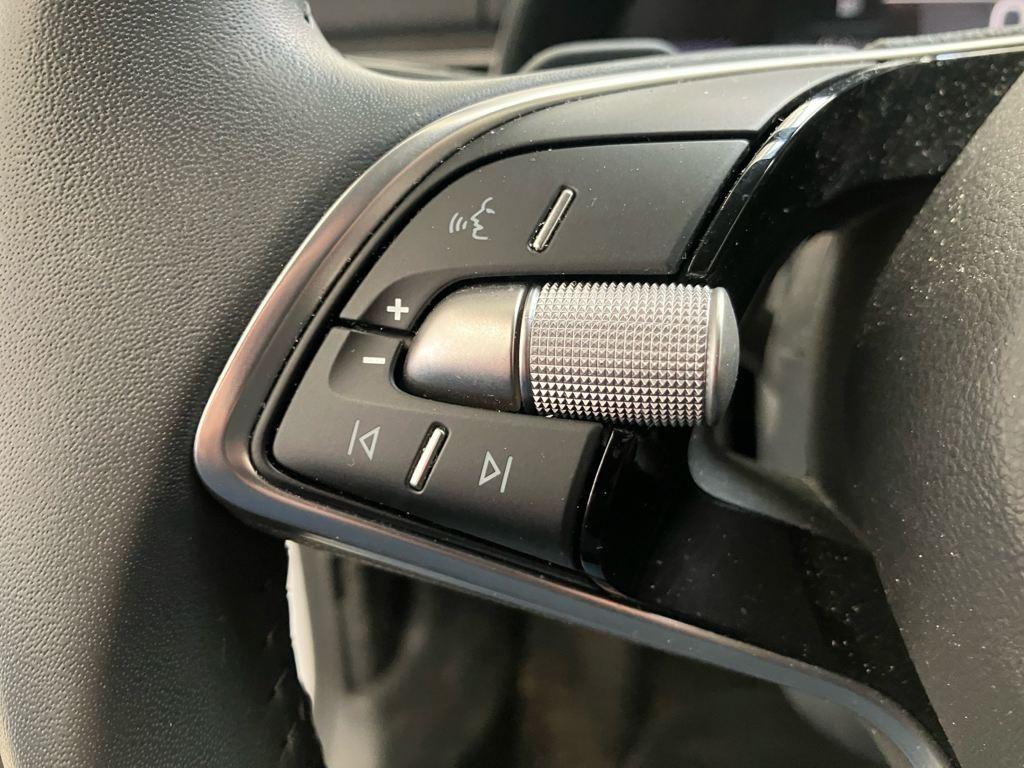 Skoda Kamiq 1.0 TSI Selection DSG 85 kW (115 CV) - 8