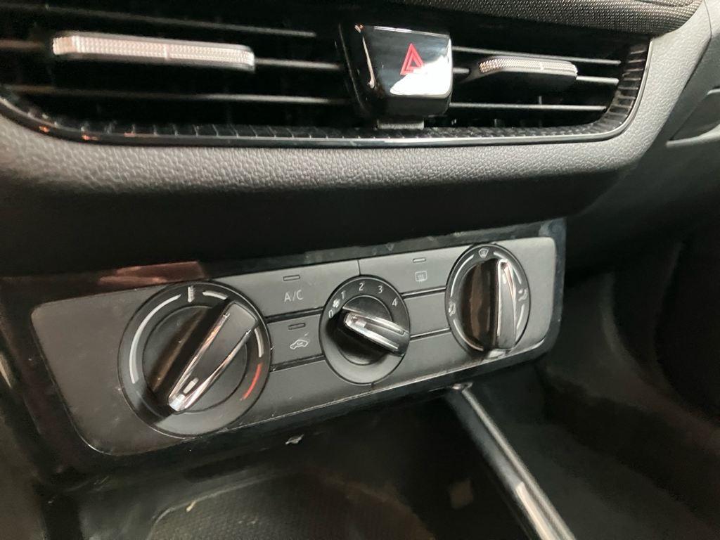 Skoda Fabia 1.0 TSI Selection 70 kW (95 CV) - 14