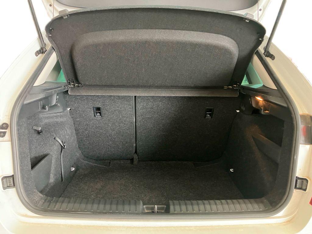 Skoda Kamiq 1.0 TSI Selection 85 kW (115 CV) - 6