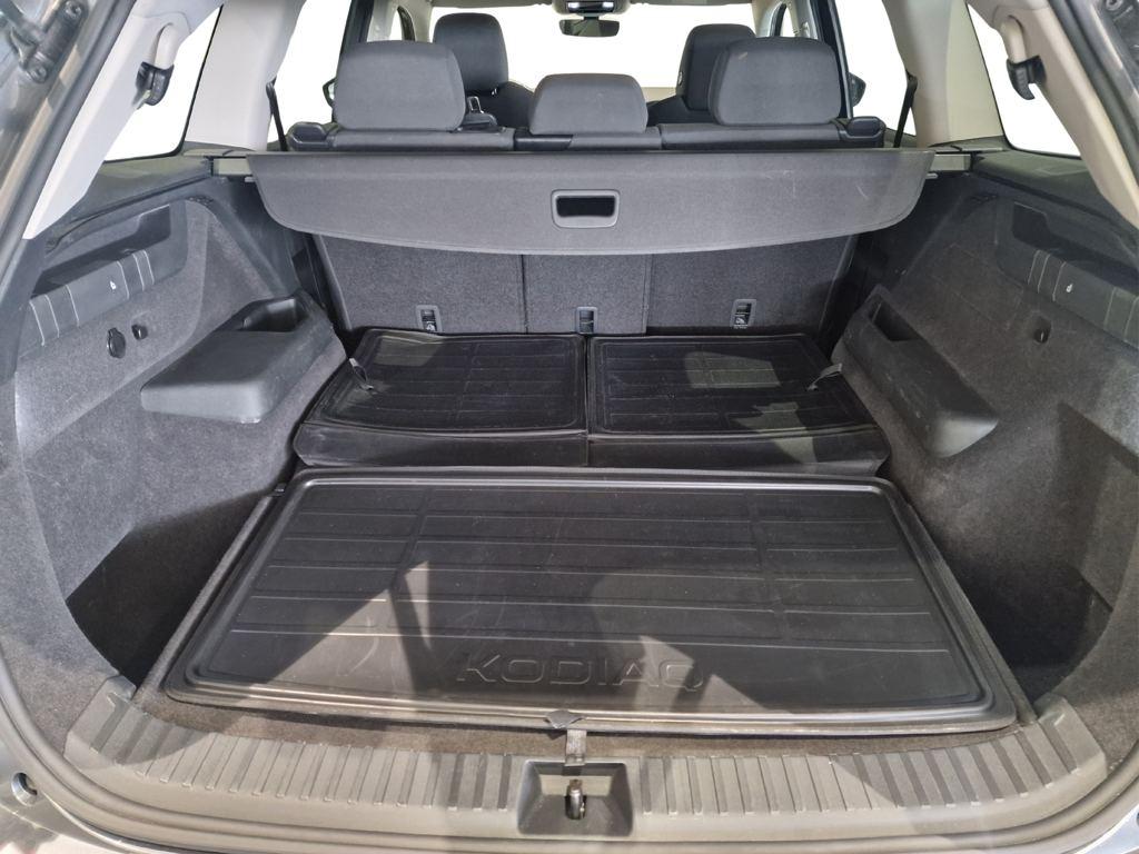 Skoda Kodiaq 1.5 TSI m-HEV Selection DSG 110 kW (150 CV) - 6