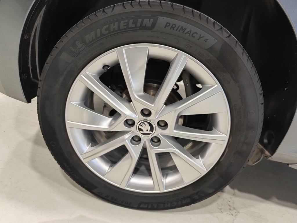 Skoda Kamiq 1.5 TSI Style DSG 110 kW (150 CV) - 7