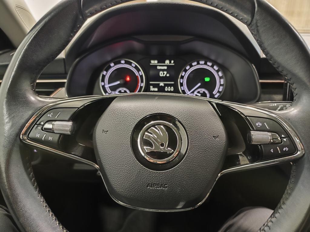 Skoda Kamiq 1.5 TSI Style DSG 110 kW (150 CV) - 10