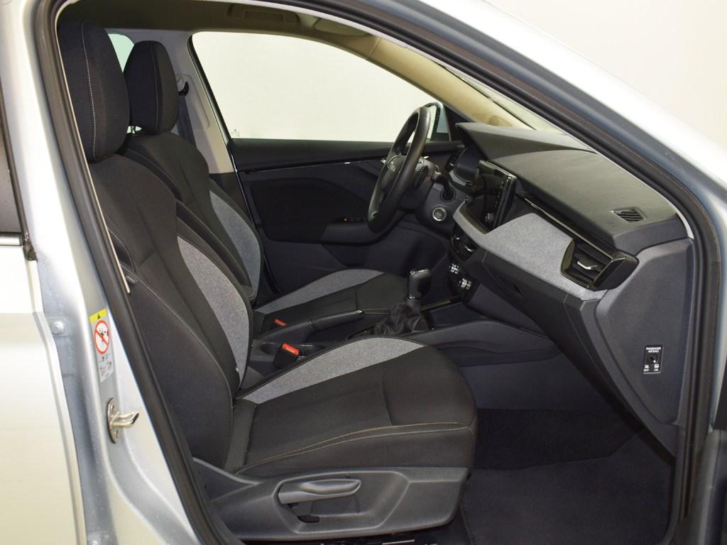 Skoda Kamiq 1.0 TSI Selection DSG 85 kW (115 CV) - 4