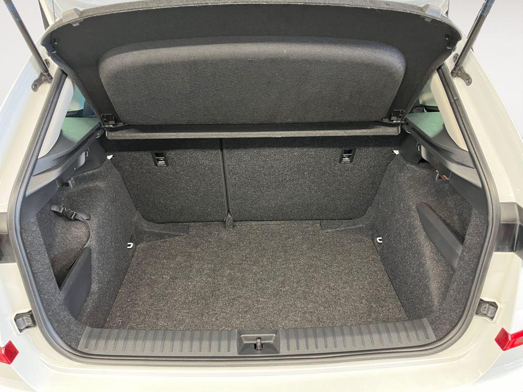 Skoda Kamiq 1.0 TSI Selection 85 kW (115 CV) - 6