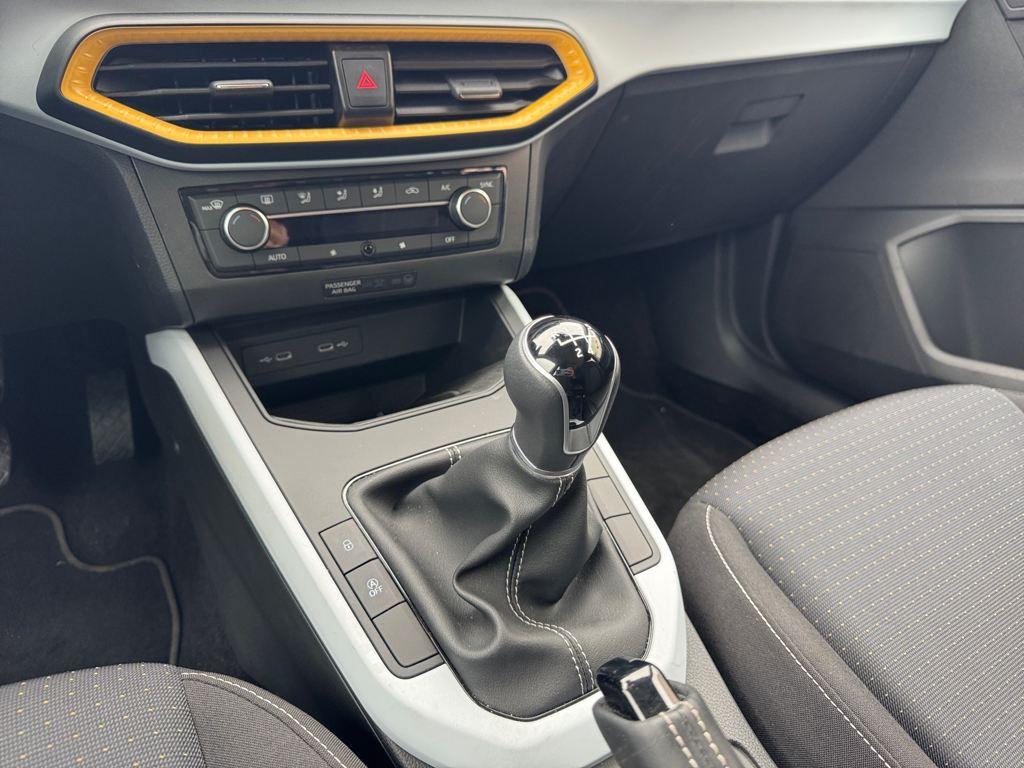 SEAT Arona 1.0 TSI Style XM 70 kW (95 CV) - 10