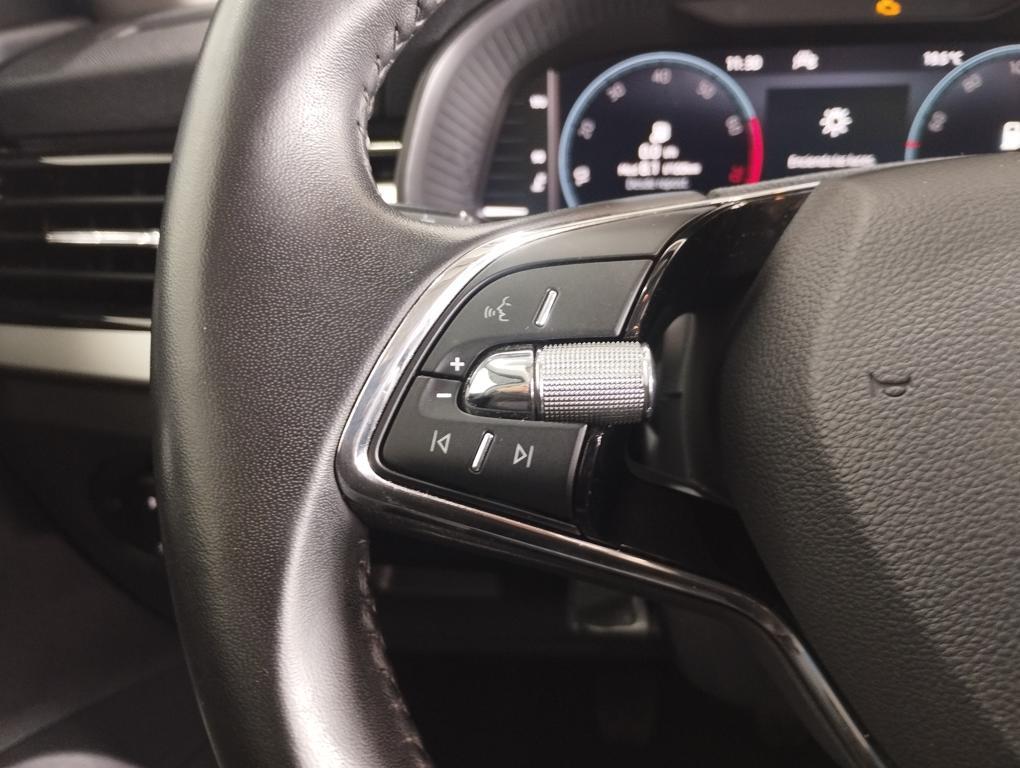 Skoda Kamiq 1.0 TSI Emotion 81 kW (110 CV) - 13