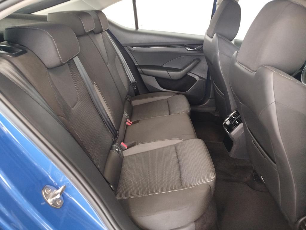 Skoda Octavia 2.0 TDI Ambition 110 kW (150 CV) - 5