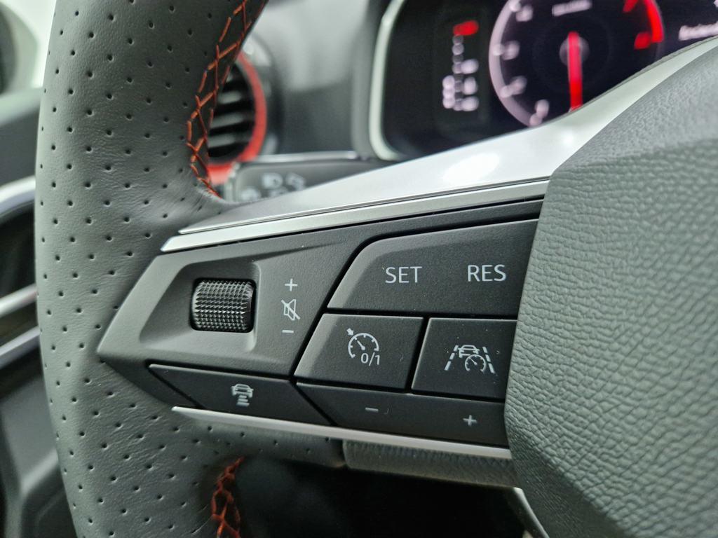 SEAT Arona 1.0 TSI FR Special Edition 85 kW (115 CV) - 9