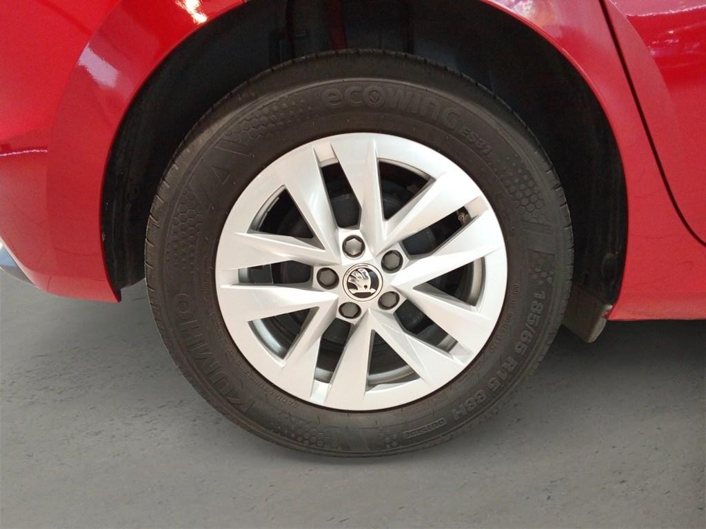 Skoda Fabia 1.0 TSI Selection 70 kW (95 CV) - 7