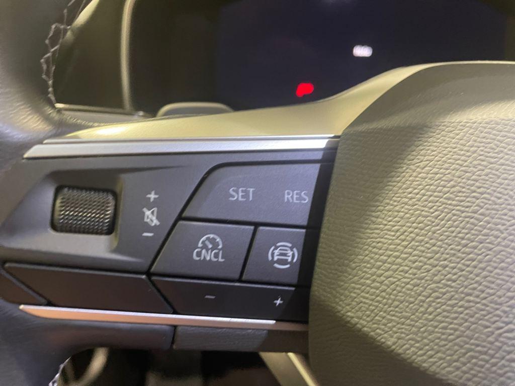 SEAT León 1.5 eTSI Style 25 Aniversario DSG 85 kW (116 CV) - 8