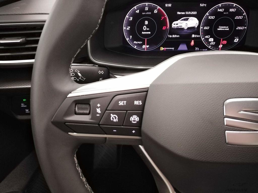 SEAT León ST 1.5 eTSI Style 25 Aniversario DSG 85 kW (116 CV) - 11