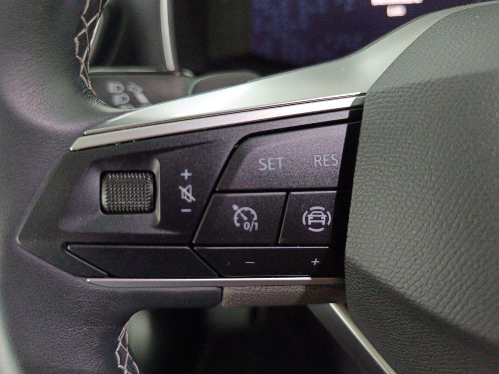 SEAT León 1.5 eTSI S&S Style Special Edition DSG 110 kW (150 CV) - 8