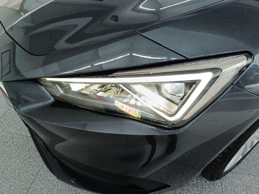 SEAT León 1.5 eTSI S&S Style Special Edition DSG 110 kW (150 CV) - 18