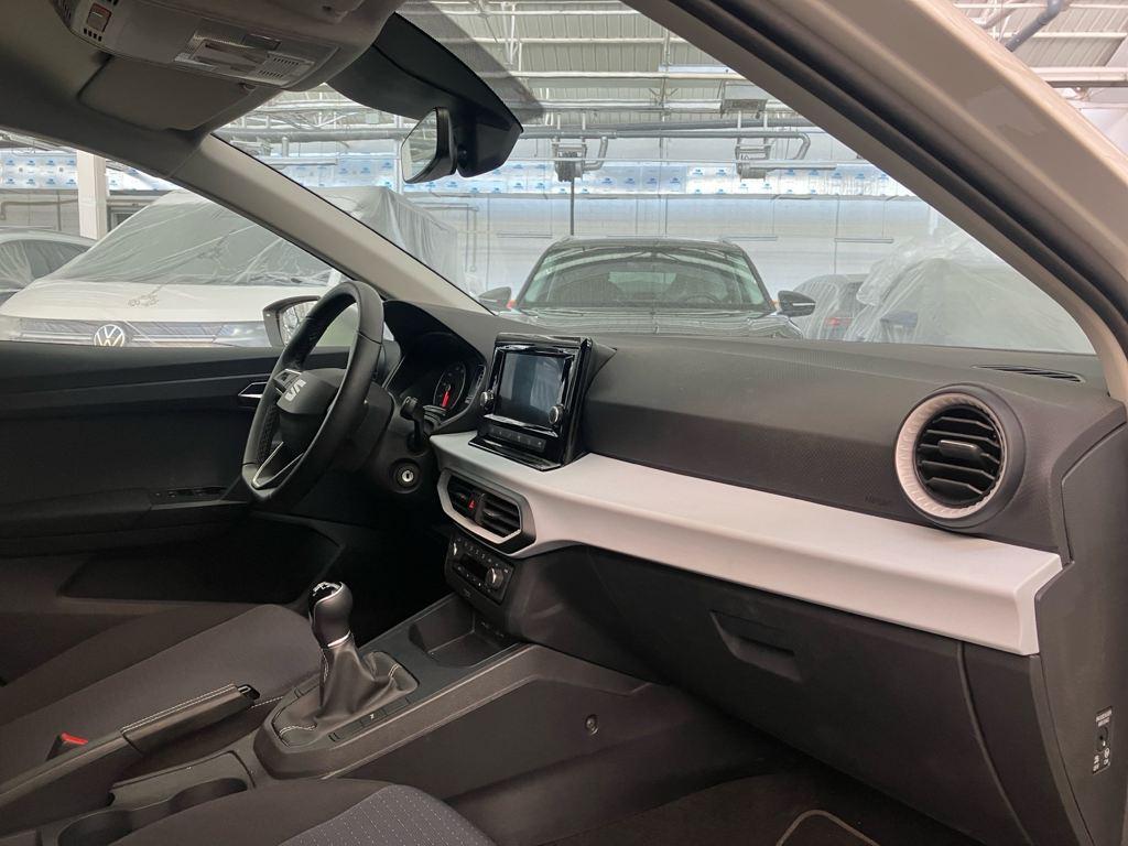 SEAT Ibiza 1.0 MPI Style Plus 59 kW (80 CV) - 16