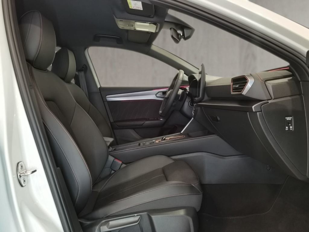 CUPRA León 1.5 TSI e-Hybrid 150 kW (204 CV) DSG - 4