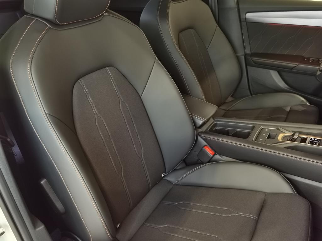 CUPRA León 1.5 TSI e-Hybrid 150 kW (204 CV) DSG - 12