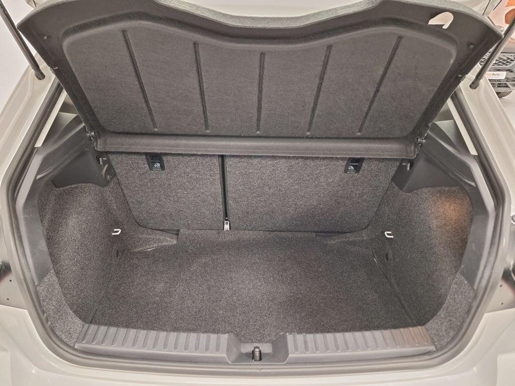 SEAT Ibiza 1.0 MPI Style Salta 59 kW (80 CV) - 6