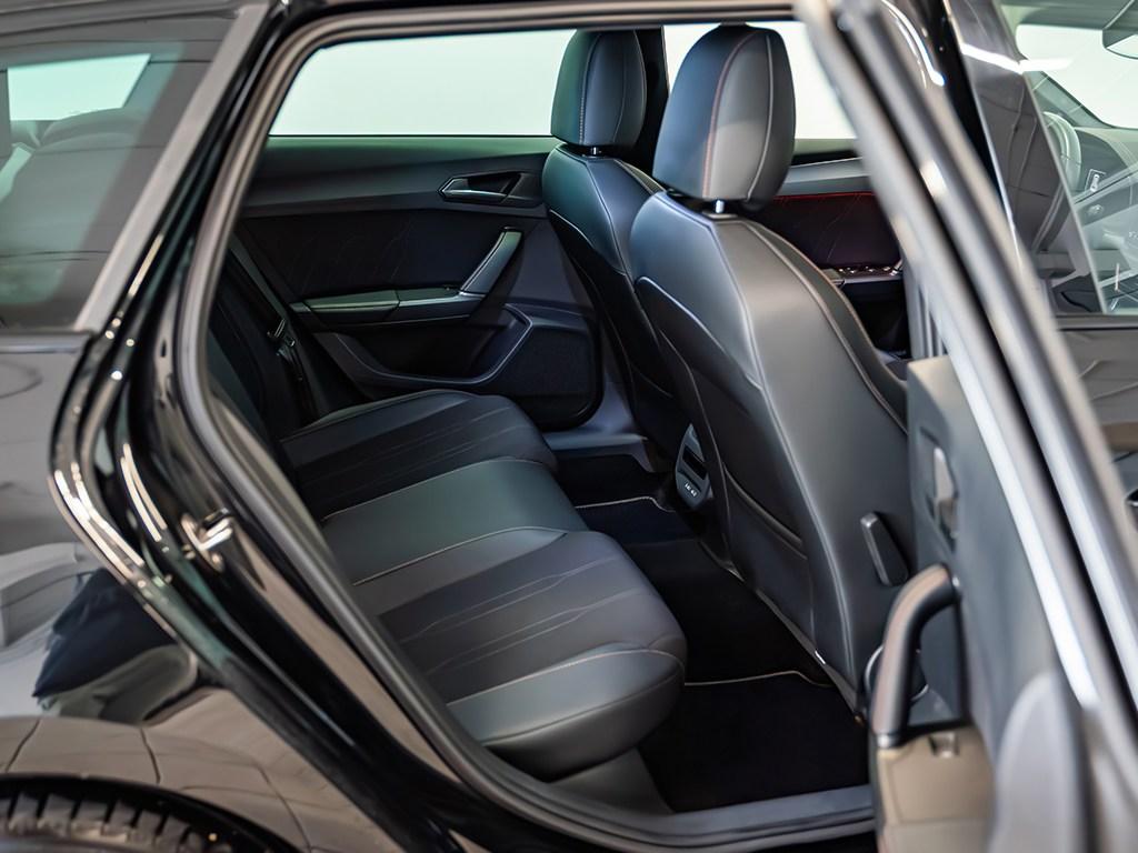 CUPRA Leon Sportstourer 1.5 eTSI DSG 110 kW (150 CV) - 5