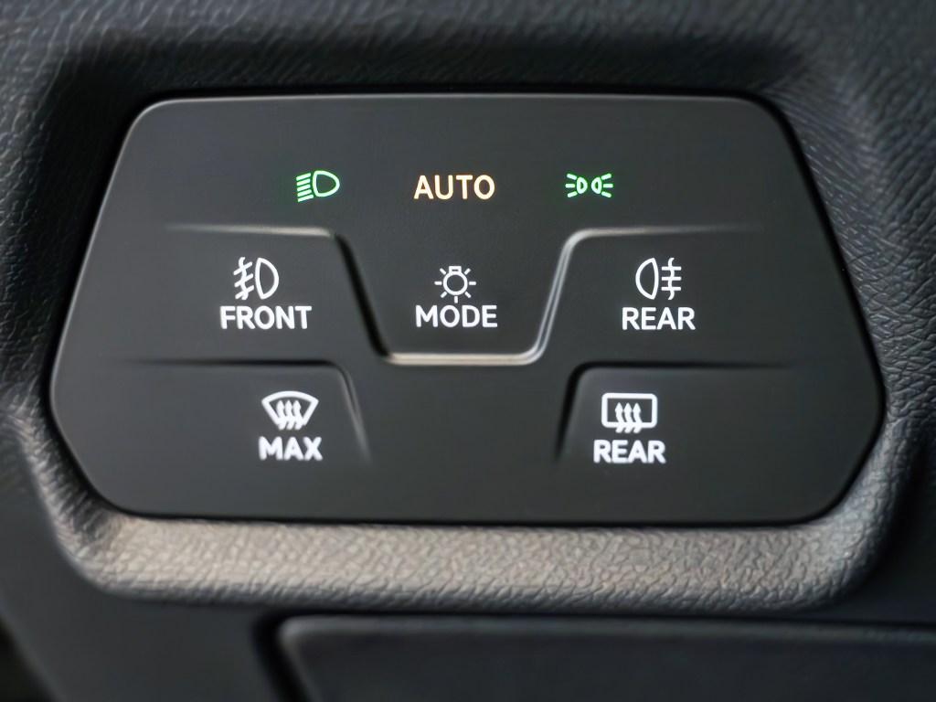 CUPRA Leon Sportstourer 1.5 eTSI DSG 110 kW (150 CV) - 12