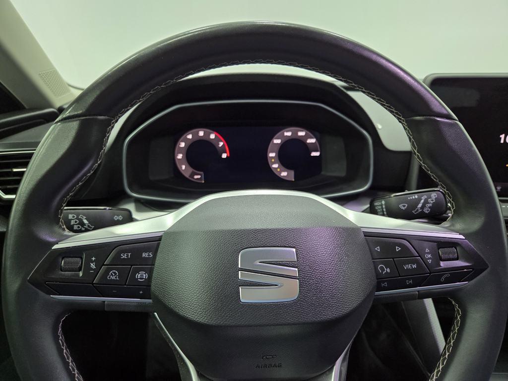 SEAT León 1.5 TSI S&S Style 25 Aniversario 85 kW (116 CV) - 8