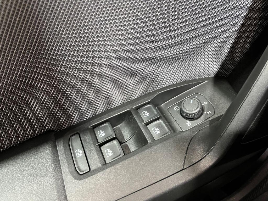 SEAT León 1.5 TSI S&S Style XS 85 kW (116 CV) - 11