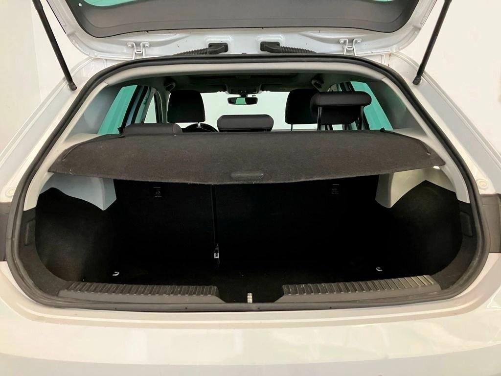 SEAT León 1.5 TSI S&S FR Fast Edition 110 kW (150 CV) - 6