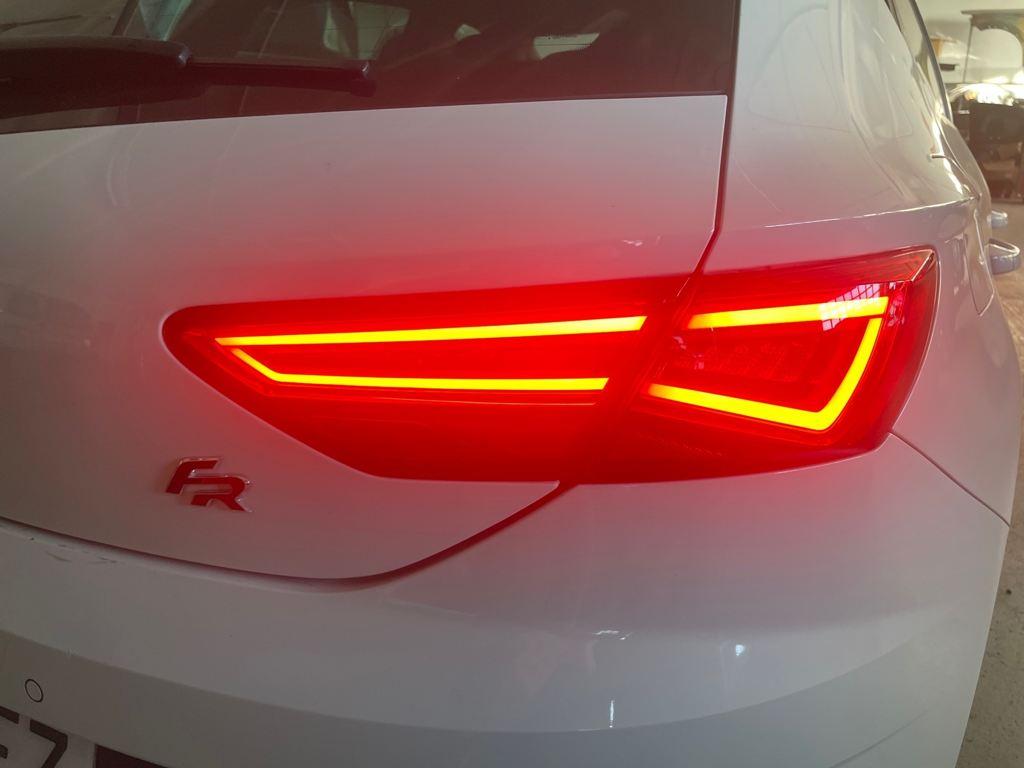 SEAT León 1.5 TSI S&S FR Fast Edition 110 kW (150 CV) - 9