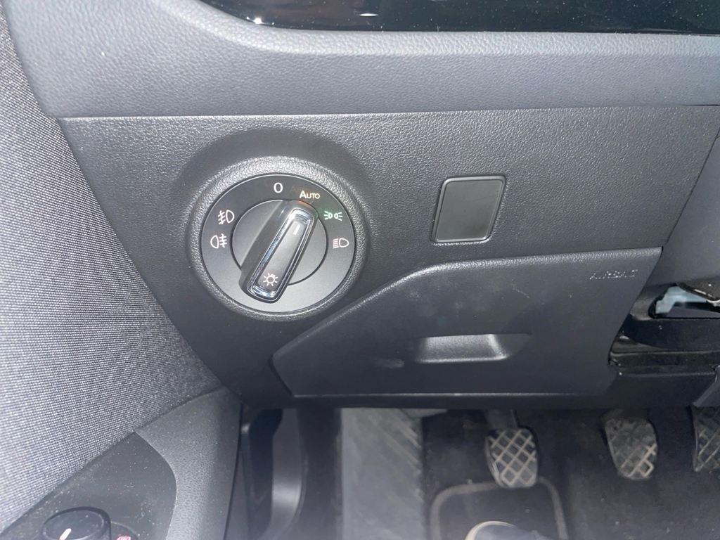 SEAT León 1.5 TSI S&S FR Fast Edition 110 kW (150 CV) - 12