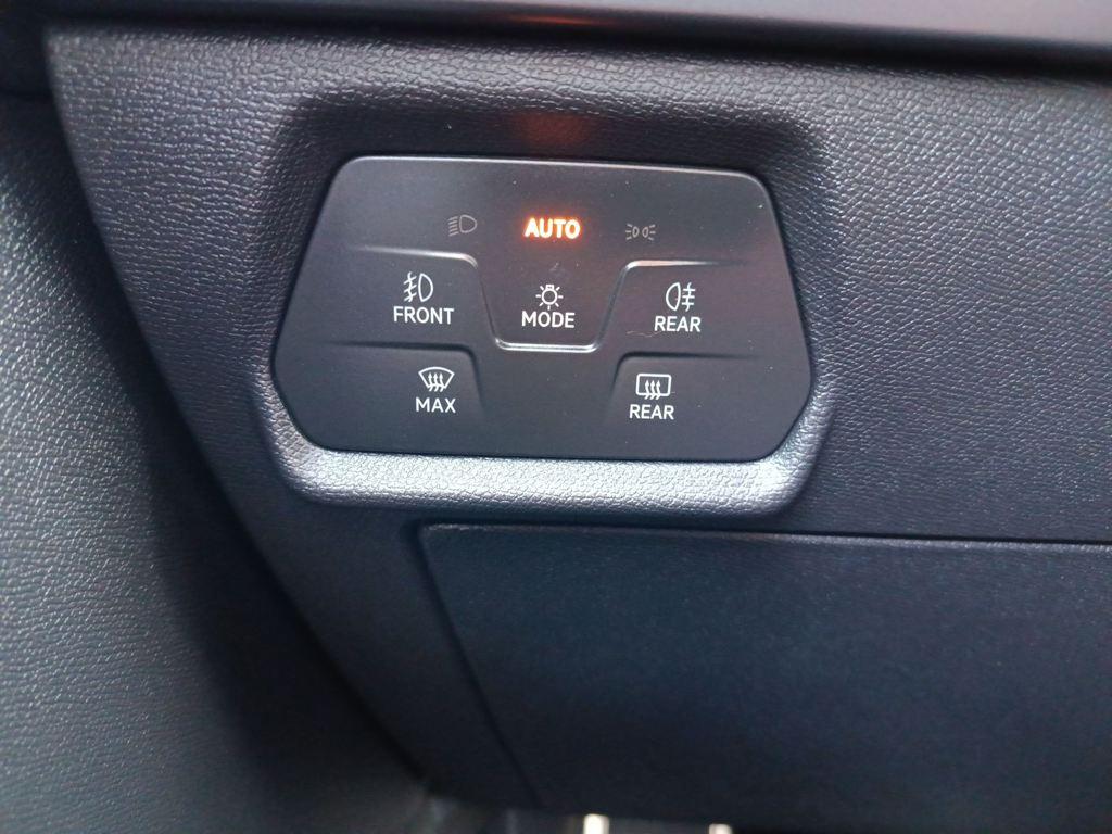 CUPRA Leon Sportstourer 1.5 eTSI DSG 110 kW (150 CV) - 11