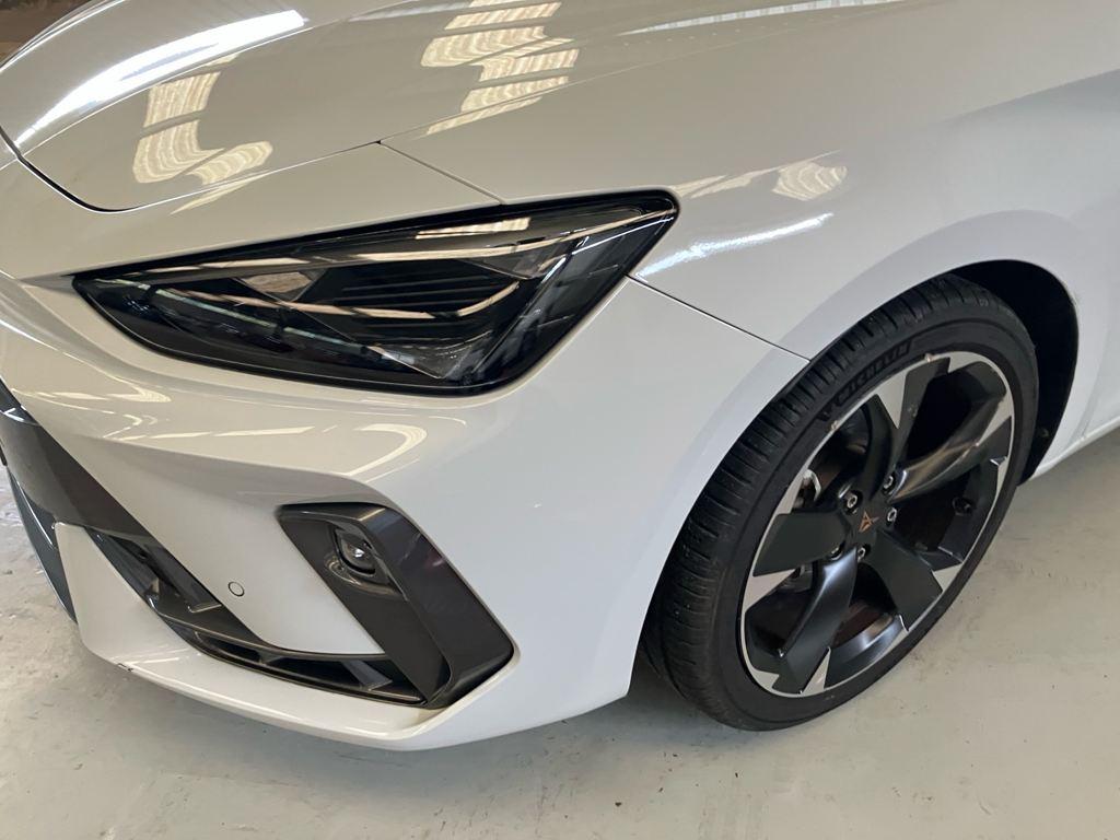 CUPRA Leon Sportstourer 1.5 eTSI DSG 110 kW (150 CV) - 17