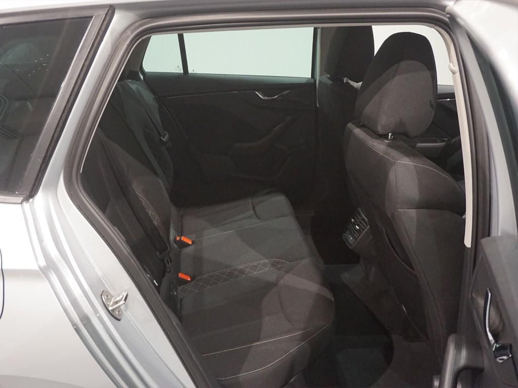 Skoda Kamiq 1.0 TSI Emotion 81 kW (110 CV) - 5