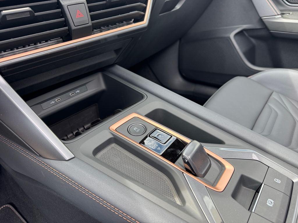 CUPRA Leon Sportstourer 2.0 TSI VZ 4Drive DSG 245 kW (333 CV) - 10