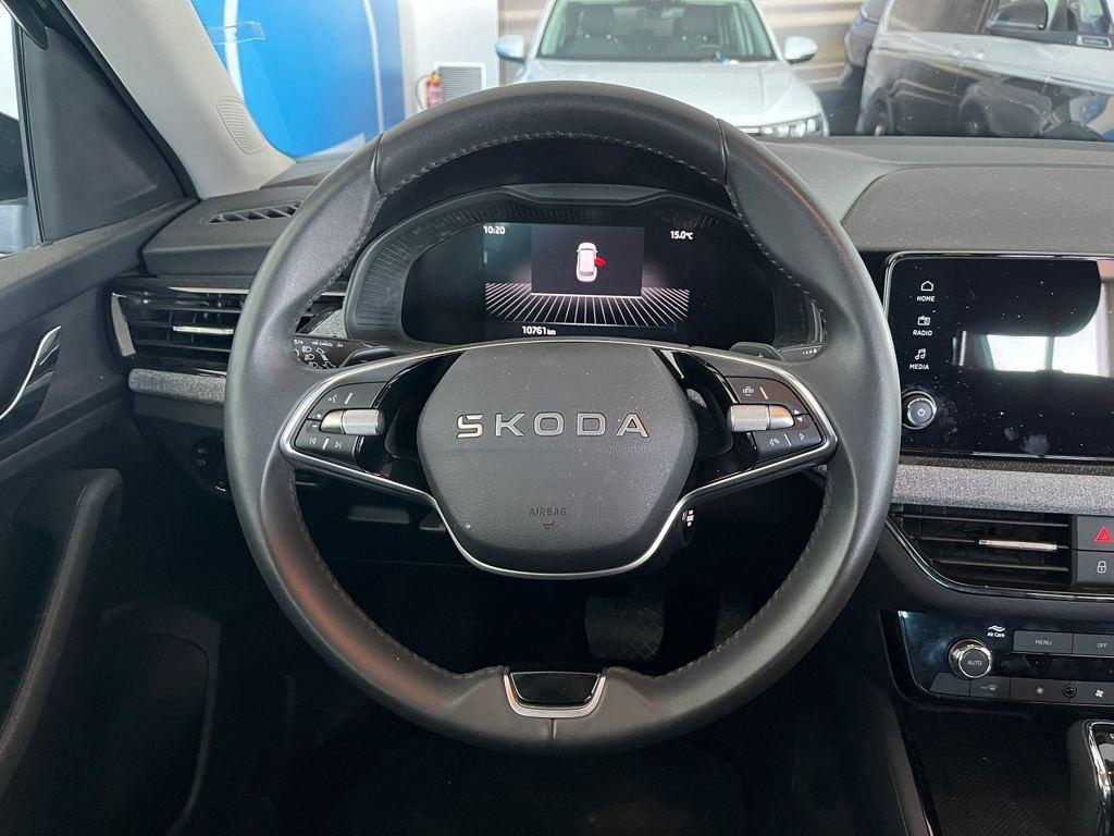 Skoda Kamiq 1.0 TSI Selection DSG 85 kW (115 CV) - 11