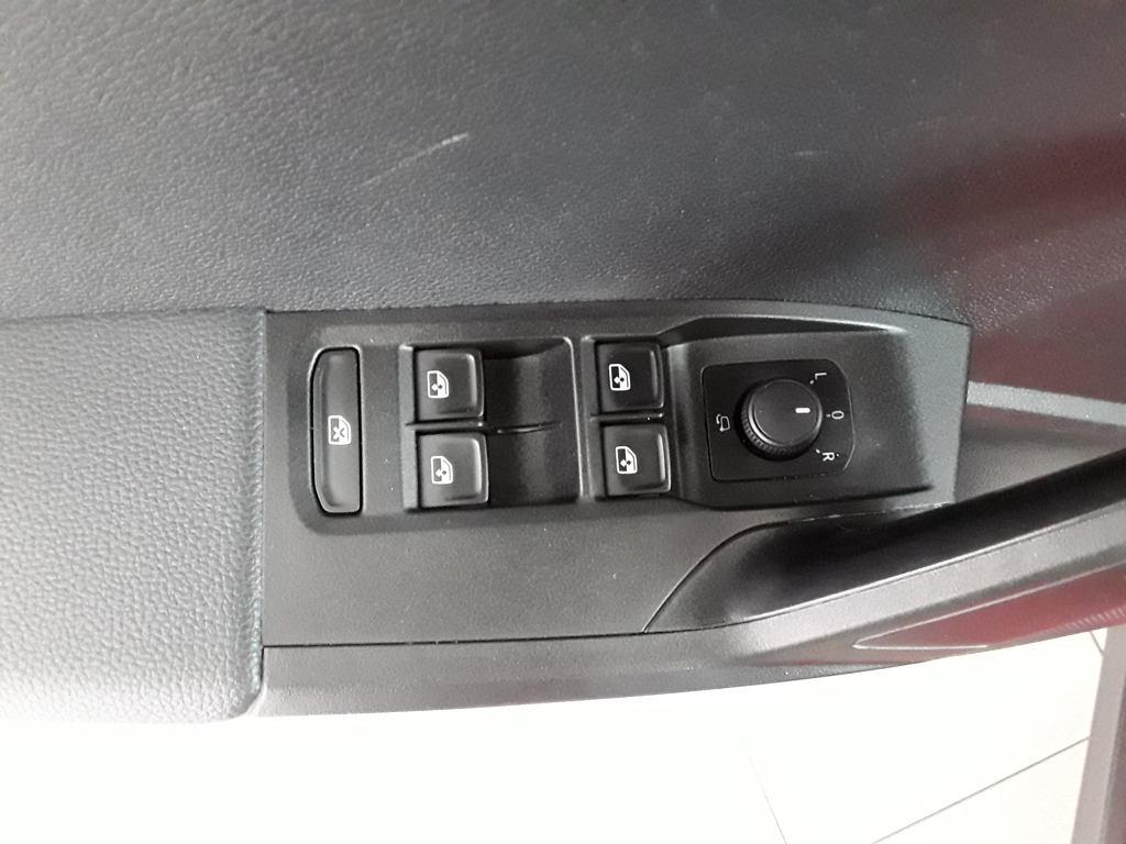 SEAT Arona 1.0 TSI Style 81 kW (110 CV) - 13