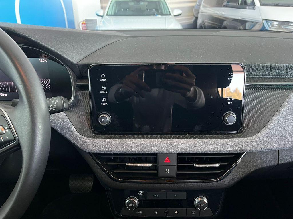 Skoda Kamiq 1.0 TSI Selection DSG 85 kW (115 CV) - 12