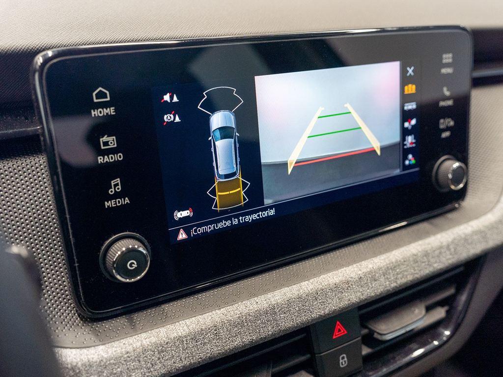 Skoda Kamiq 1.0 TSI Selection DSG 85 kW (115 CV) - 10