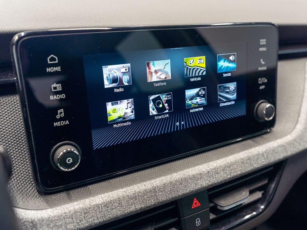 Skoda Kamiq 1.0 TSI Selection DSG 85 kW (115 CV) - 11