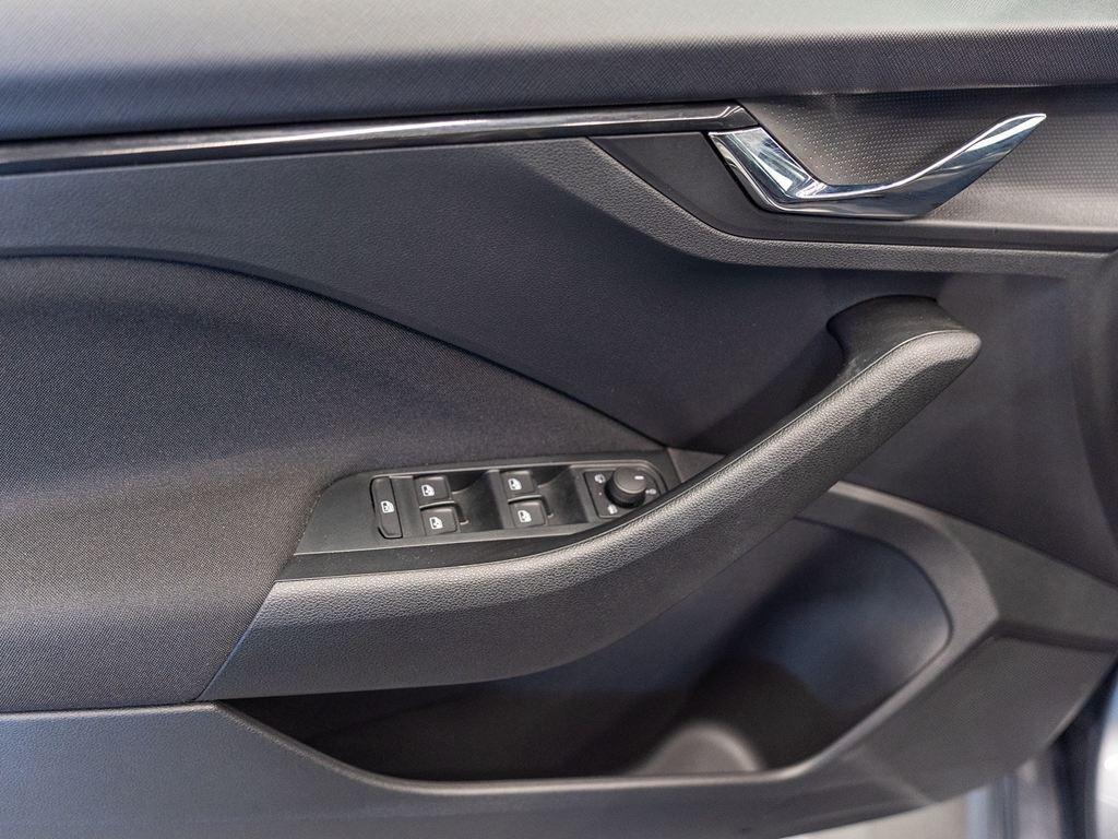 Skoda Kamiq 1.0 TSI Selection DSG 85 kW (115 CV) - 14