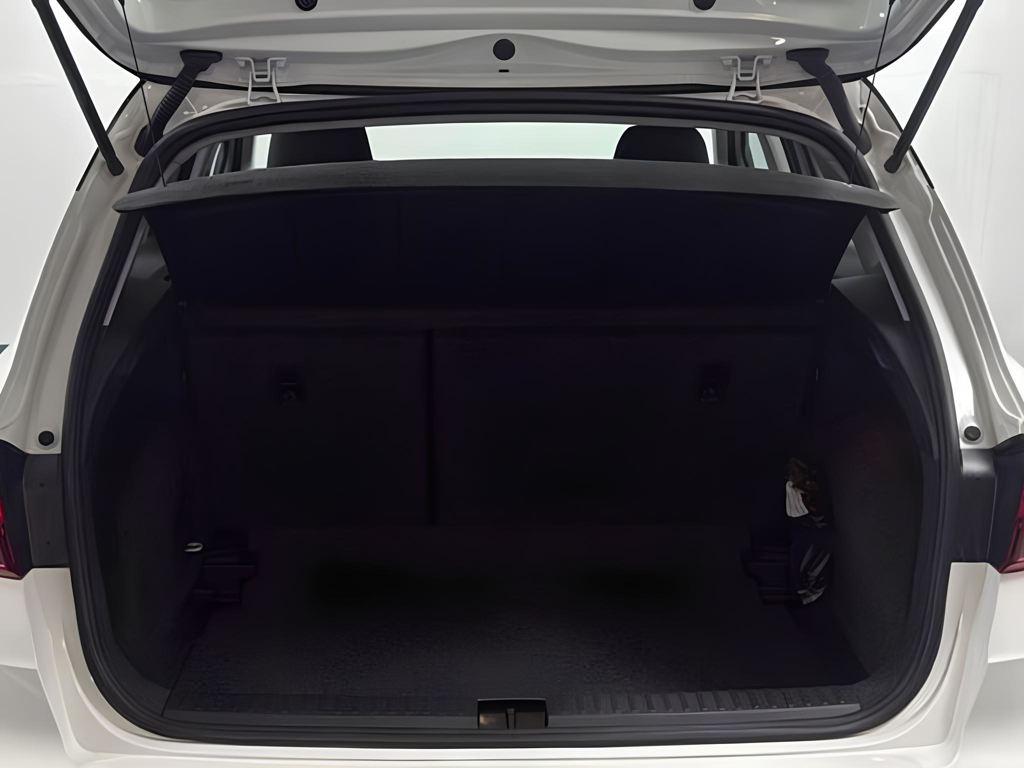 SEAT Arona 1.0 TSI Style Special Edition DSG 85 kW (115 CV) - 6